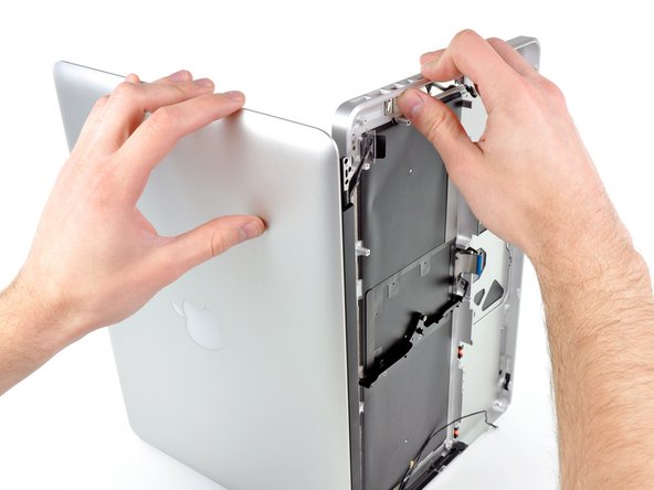 MacBook Pro 13" Unibody Early 2011 Upper Case Replacement: step 42, image 2 of 3