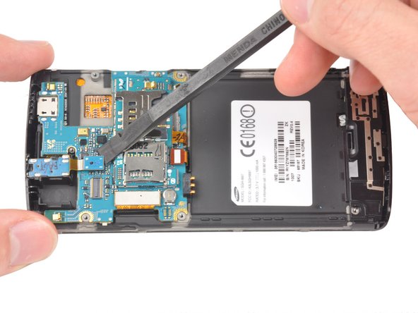 Samsung Captivate 3.5mm Headphone Jack Replacement: step 9, image 2 of 3