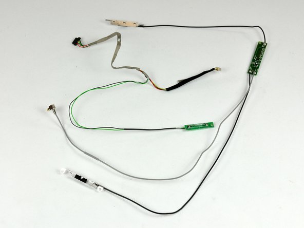 iBook G4 12" 1.33 GHz Clutch Hinges Replacement: step 66, image 2 of 2