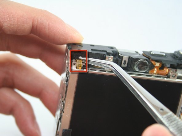 Disassembling Canon PowerShot SD1100 IS LCD screen: step 8, image 1 of 1