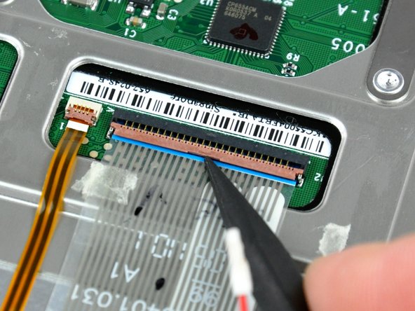 PowerBook G4 Aluminum 17" 1.67 GHz (High-Res) Keyboard Replacement: step 16, image 1 of 2