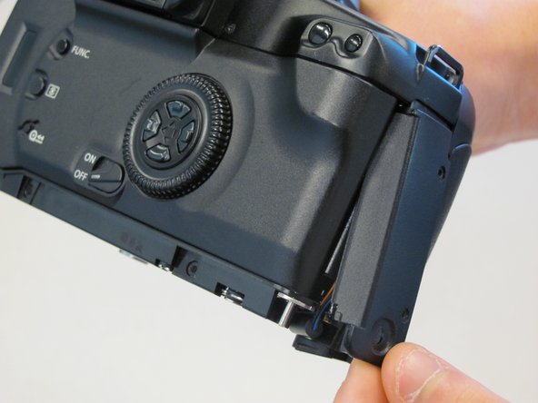 Canon EOS 30 Remote Control Socket Replacement: step 9, image 1 of 2