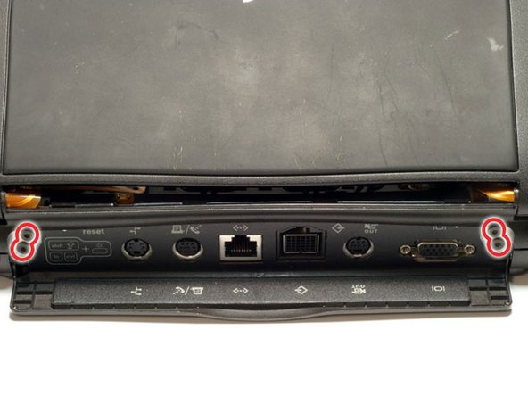 PowerBook G3 Wallstreet Display Replacement: step 20, image 1 of 1