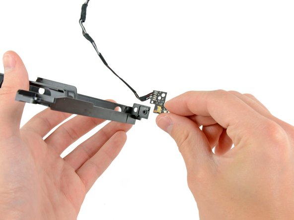 Mac Mini Mid 2011 IR Sensor Replacement: step 27, image 1 of 1