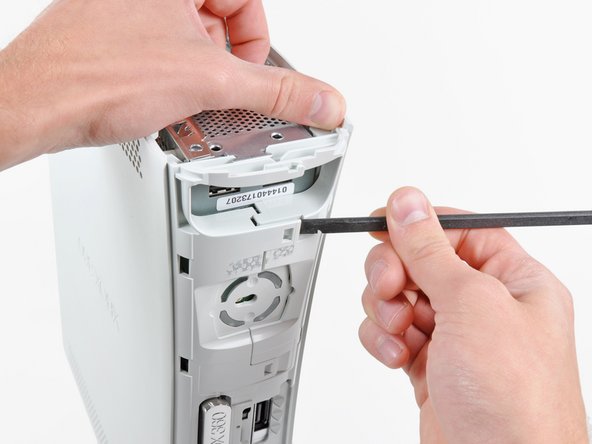 Xbox 360 Motherboard Replacement: step 18, image 2 of 3