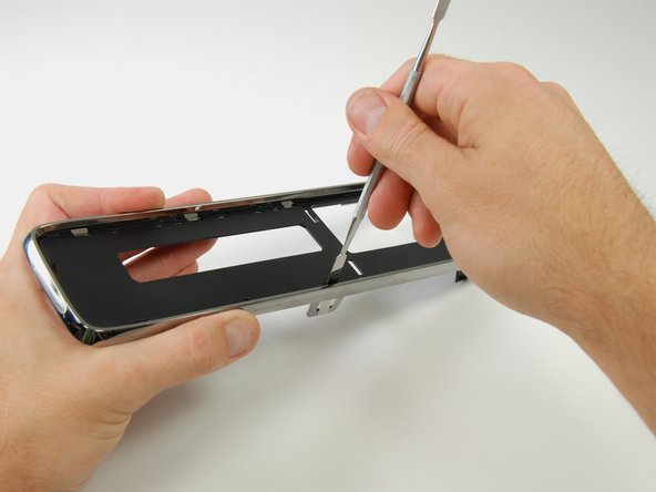 Xbox 360 S Bottom Panel Replacement: step 7, image 2 of 2