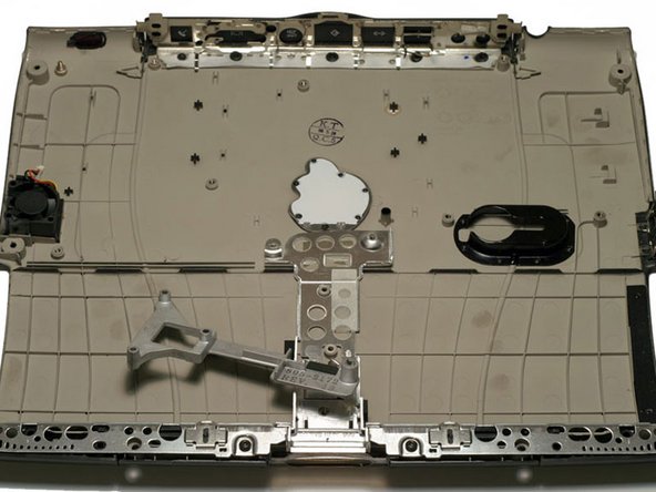 PowerBook G3 Lombard Lower Case Replacement: step 48, image 1 of 1