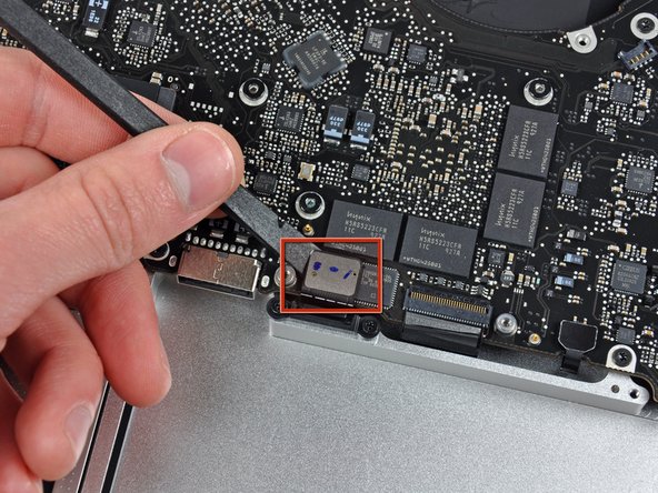 MacBook Pro 15" Unibody Mid 2009 Heat Sink Replacement: step 17, image 1 of 1