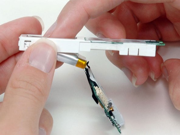 iPod Shuffle 1st Generation Framework Replacement: step 16, image 1 of 1