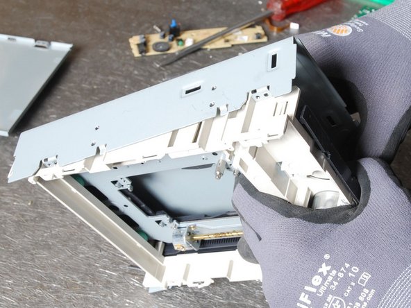 Compact Disc (CD) Drive: step 5, image 1 of 2