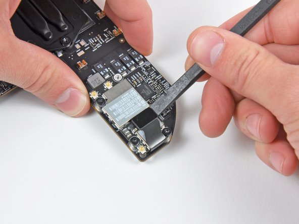 Mac Mini Mid 2010 Logic Board Replacement: step 32, image 1 of 1