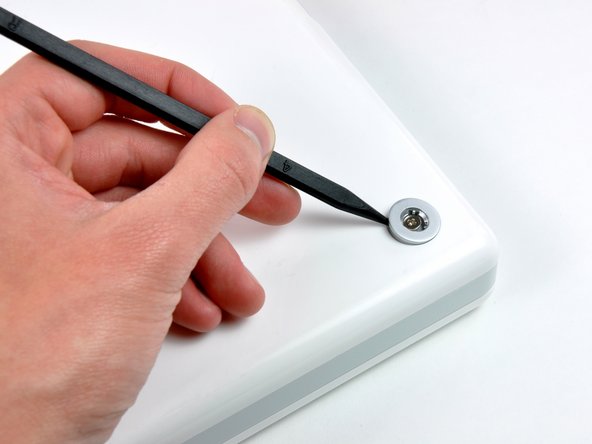 iBook G4 14" 1.42 GHz Optical Drive Replacement: step 9, image 1 of 1