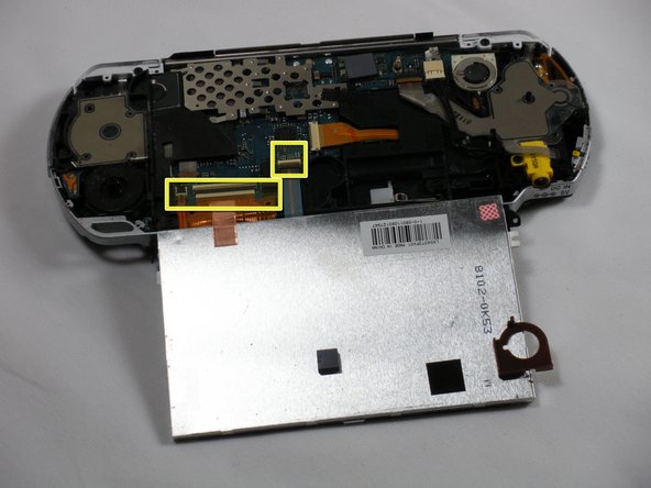 PSP 2000  Memory Stick Slot Replacement: step 7, image 2 of 3
