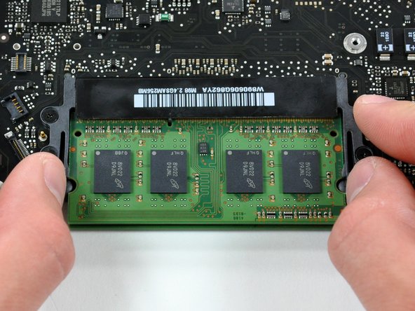 MacBook Pro 15" Unibody Late 2008 and Early 2009 Logic Board Replacement: step 35, image 1 of 1