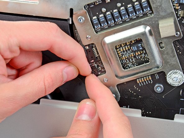 iMac Intel 21.5" EMC 2428 CPU Heat Sink Replacement: step 30, image 1 of 1