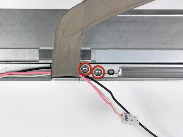 PowerBook G4 Aluminum 17" 1-1.67 GHz LCD Replacement: step 19, image 1 of 1