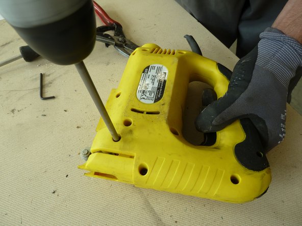 Electric Jigsaw: step 5, image 1 of 3