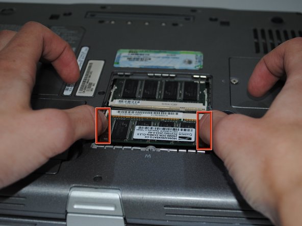 Dell Inspiron 600M RAM Replacement: step 3, image 1 of 3