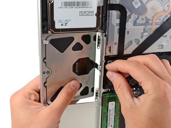 MacBook Pro 13" Unibody Early 2011 Trackpad Replacement: step 11, image 1 of 3