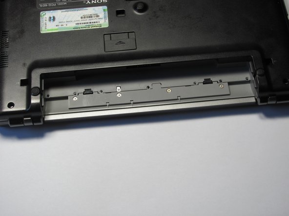 Sony Vaio VGN-S260 Optical Drive Replacement: step 2, image 2 of 2