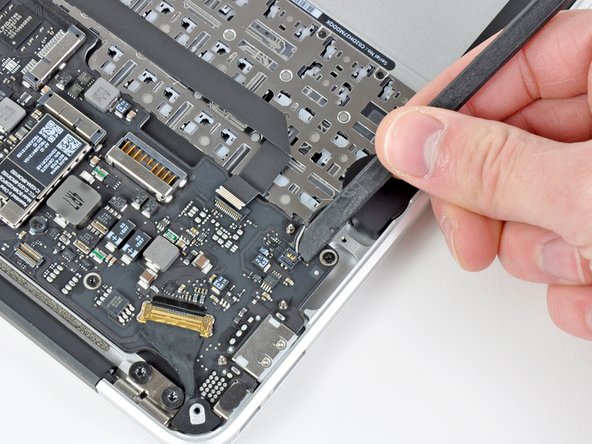 MacBook Air 11" Late 2010 Logic Board Replacement: step 16, image 1 of 1