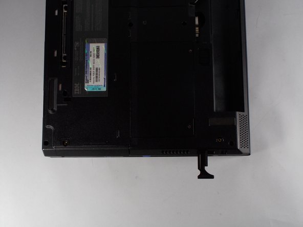 Disassembling IBM ThinkPad A30 Floppy Disk Drive: step 2, image 2 of 2