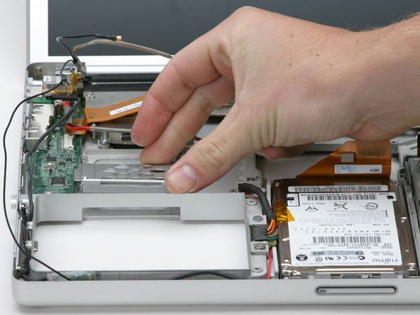 PowerBook G4 Aluminum 15" 1-1.5 GHz Airport Card Cage Replacement: step 34, image 1 of 1