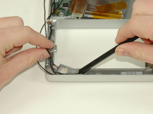 PowerBook G4 Aluminum 15" 1.5-1.67 GHz RJ-11 Board Replacement: step 32, image 1 of 1