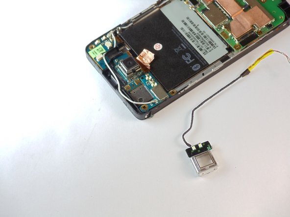 HTC HD2 Screen Replacement: step 13, image 3 of 3