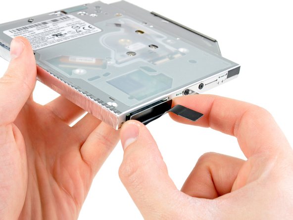 MacBook Pro 13" Unibody Early 2011 Optical Drive Replacement: step 16, image 1 of 2