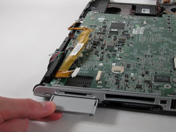 HP Pavilion zd8000 Base Fans Replacement: step 48, image 1 of 1