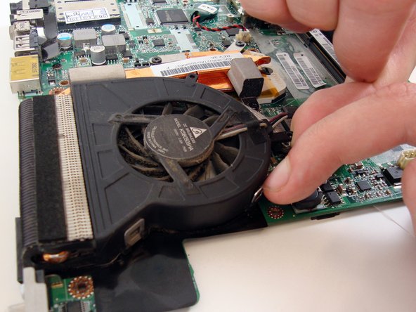 Toshiba Satellite M305D-S4829 Fan Replacement: step 27, image 3 of 3