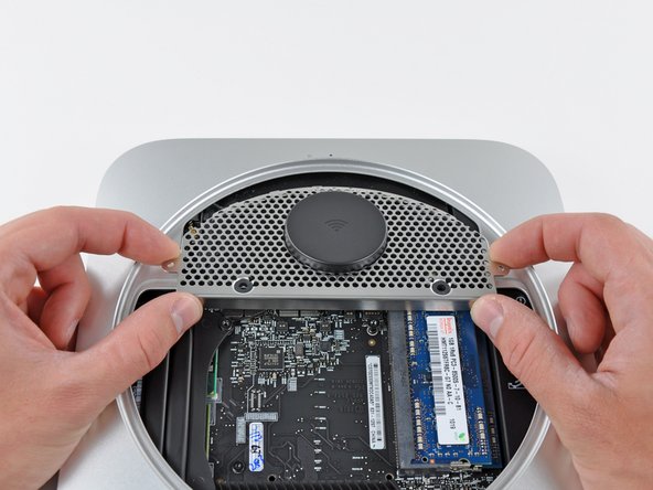 Mac Mini Mid 2010 Outer Case Replacement: step 9, image 2 of 2