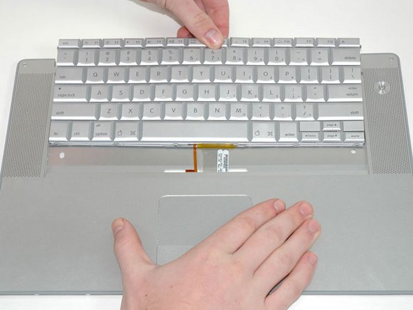 PowerBook G4 Aluminum 15" 1.5-1.67 GHz Keyboard Replacement: step 18, image 1 of 1