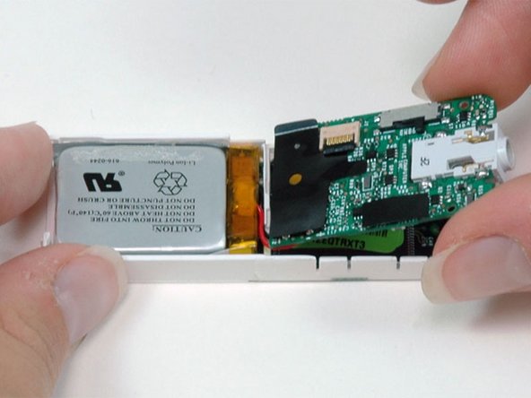 iPod Shuffle 1st Generation Memory Board Replacement: step 15, image 1 of 1