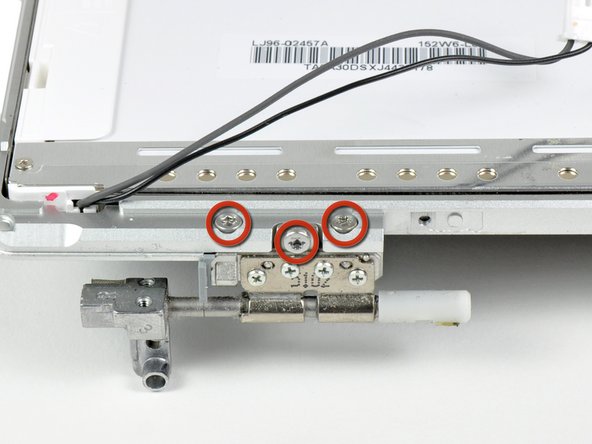 PowerBook G4 Aluminum 15" 1.67 GHz Right Clutch Hinge Replacement: step 32, image 1 of 1