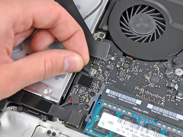 MacBook Pro 15" Unibody Mid 2010 Display Replacement: step 8, image 1 of 1