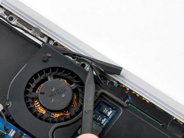 MacBook Air Models A1237 and A1304 Upper Case Replacement: step 16, image 1 of 1