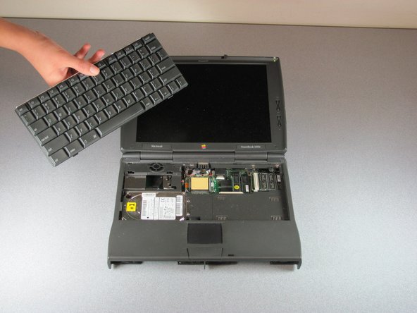 Macintosh PowerBook 1400 Series RAM Replacement: step 19, image 1 of 1