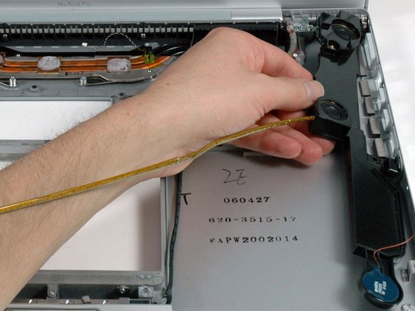 MacBook Pro 17" Models A1151 A1212 A1229 and A1261 Right Speaker Replacement: step 28, image 1 of 1