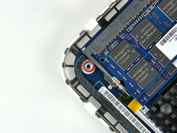 Mac mini Model A1176 Logic Board Replacement: step 17, image 1 of 1