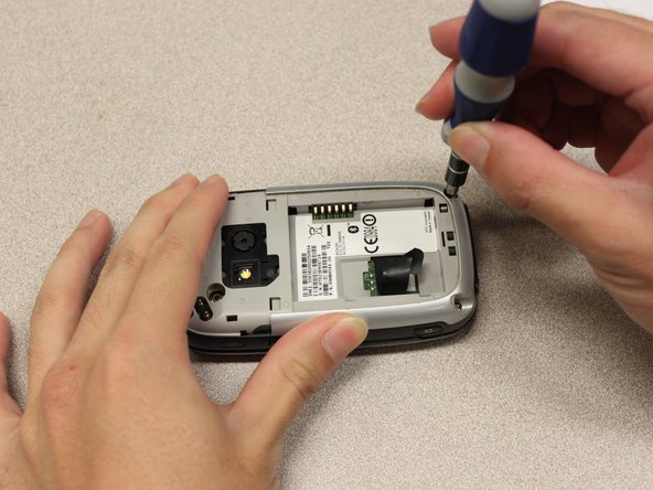 HTC Wizard 200 Vibrator Replacement: step 4, image 1 of 2