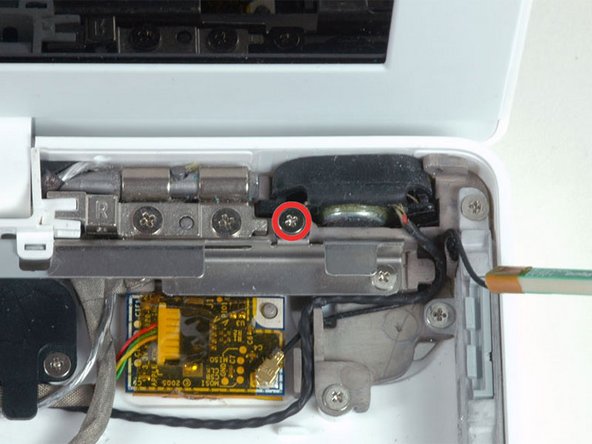 MacBook Core Duo Bluetooth Antenna Replacement: step 24, image 1 of 1