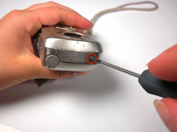 Olympus Stylus 410 Flash Replacement: step 5, image 2 of 3