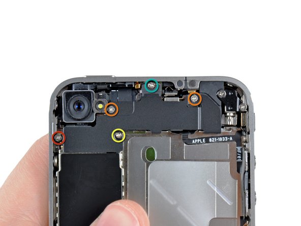iPhone 4 Logic Board Replacement: step 13, image 1 of 1