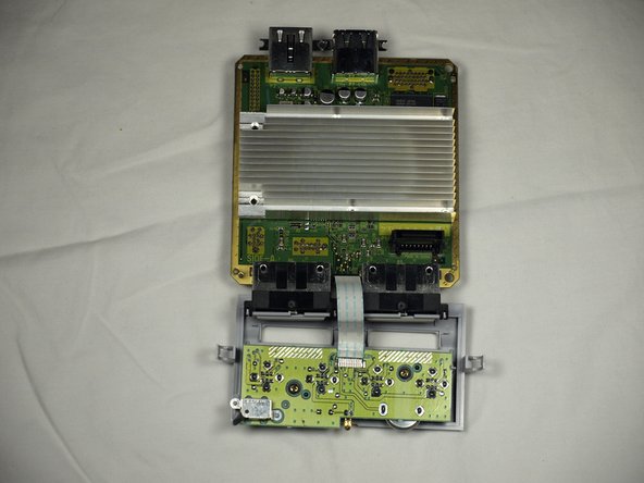 Nintendo GameCube Motherboard Replacement: step 11, image 1 of 2