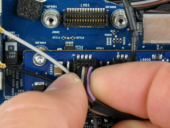 iMac Intel 20" EMC 2133 and 2210 Right Speaker Replacement: step 11, image 1 of 1