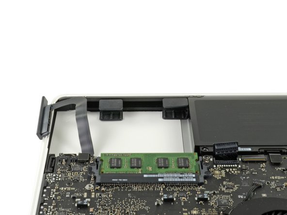 MacBook Unibody Model A1342 Hard Drive Cable Replacement: step 6, image 3 of 3