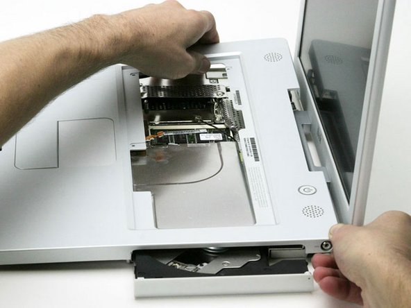 iBook G3 14" Logic Board Replacement: step 26, image 1 of 1