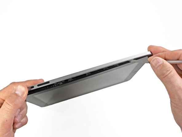iPad Wi-Fi Front Panel Assembly Replacement: step 3, image 2 of 2